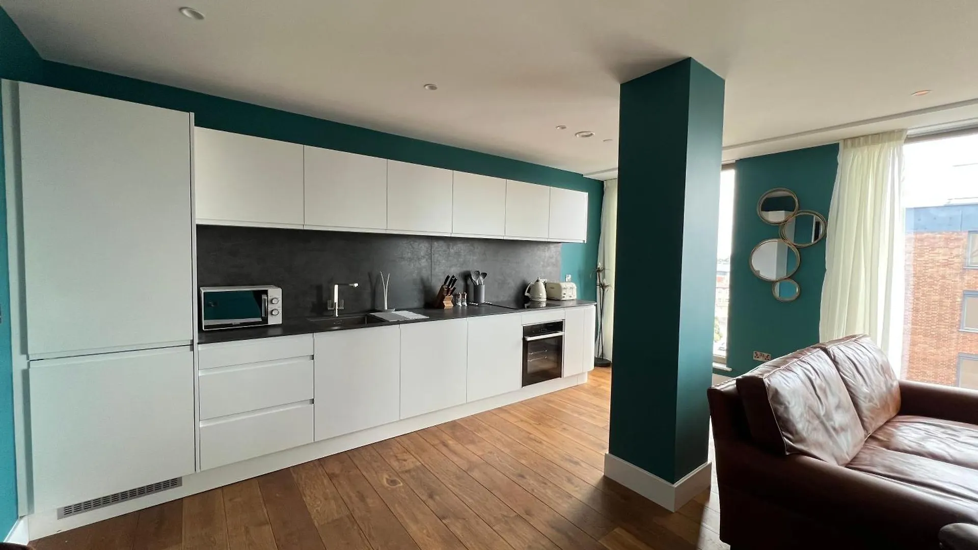 The Spitalfields Suite At Ryedale House York Apartment