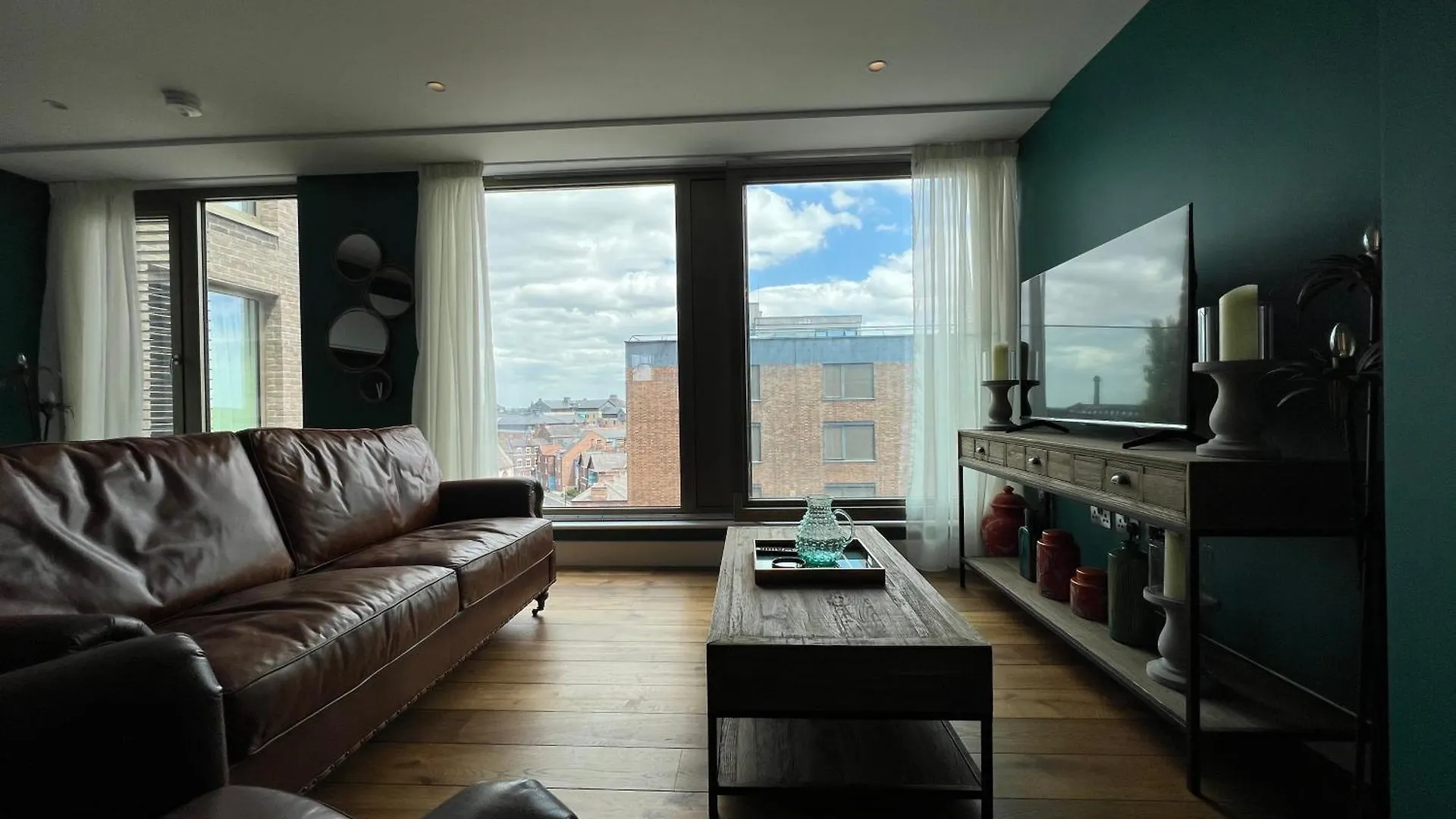 The Spitalfields Suite At Ryedale House York Apartment